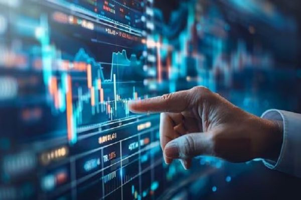 બેંકિંગ, ઓટો અને મેટલ ક્ષેત્રોમાં નોંધપાત્ર FII રોકાણ, સામાન્ય રોકાણકારો આ તકનો લાભ કેવી રીતે લઈ શકે?