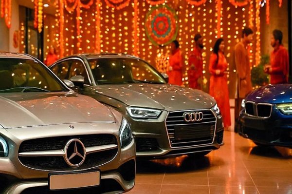 ગુજરાતના જૈનોએ 149 કરોડ રૂપિયાની ડીલમાં 186 લક્ઝરી કાર ખરીદી, 21 કરોડ રૂપિયાનું ડિસ્કાઉન્ટ પણ મળ્યું