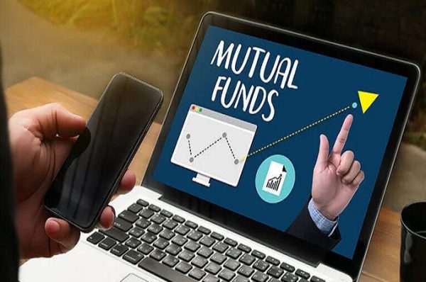 દિવાળી ટૂ દિવાળી: અનેક ઇક્વિટી મ્યુચ્યુઅલ ફંડ્સે આપ્યું પ્રભાવશાળી વળતર, સંખ્યાબંધ મ્યુચ્યુઅલ ફંડ્સનું નેગેટીવ પર્ફોર્મન્સ