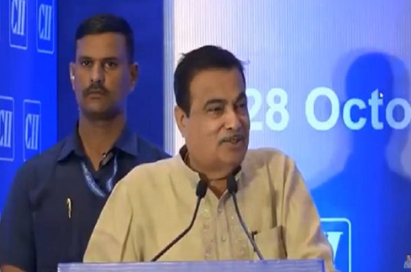 ‘સિર્ફ મૈં હી ક્યૂં ગાલી ખાઉં’: નીતિન ગડકરીનો QR કોડ પ્લાન, રોડ-રસ્તા માટે જવાબદારી નક્કી કરવા ઉભી કરાશે ડિજીટલ સિસ્ટમ