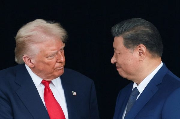 ટ્રમ્પે ચીન પરના ટેરિફ 57% થી ઘટાડીને 47% કર્યું, દક્ષિણ કોરિયામાં શી જિનપિંગ સાથેની મુલાકાત બાદ લેવાયો નિર્ણય