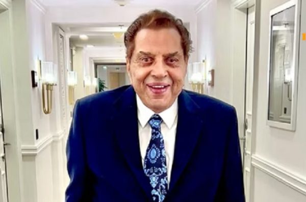 બોલિવૂડના હી-મેન ધર્મેન્દ્ર પાછળ છોડી ગયા છે કરોડોનો વારસો, 100 એકરનાં ફાર્મ હાઉસ સહિત આટલા કરોડની સંપત્તિ હતી ધર્મેન્દ્રની પાસે