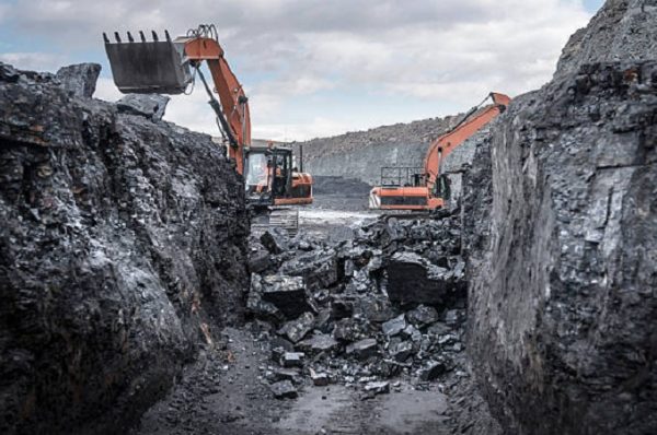 આત્મનિર્ભરતા તરફ વધુ એક પગલું: કોલસા ખાણકામ માટે સરકારી યાદીમાં 18 નવી કંપનીઓનો ઉમેરો, અમદાવાદની બે કંપનીઓને મળી માન્યતા