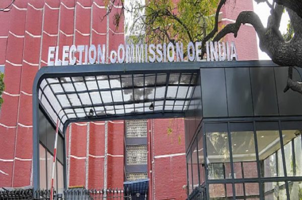 12 રાજ્યોમાં SIR અપડેટની સમયમર્યાદા 7 દિવસ લંબાવવામાં આવી, ચૂંટણી પંચે નવું સમયપત્રક જાહેર કર્યું