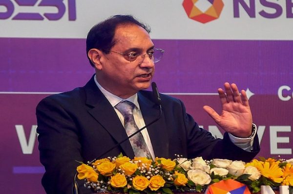 રિયલ એસ્ટેટ ઇન્વેસ્ટમેન્ટ ટ્રસ્ટ-REIT, ઇન્ફ્રાસ્ટ્રક્ચર ઇન્વેસ્ટમેન્ટ ટ્રસ્ટ-InvIT ને માર્કેટ ઈન્ડેક્સમાં સામેલ કરવા વિચારણા: સેબી ચેરમેન તુહિનકાંત પાંડે