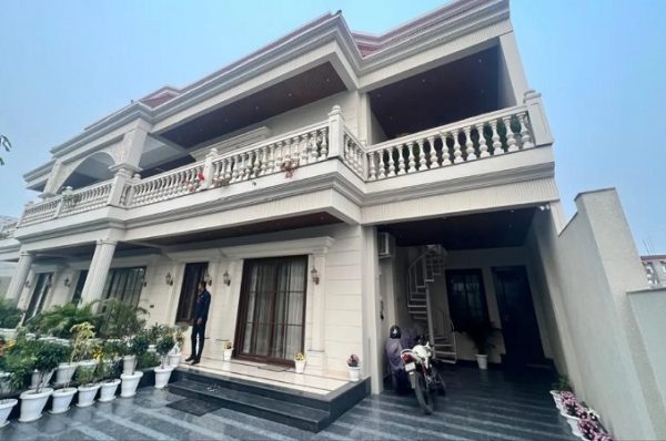 ગેરકાયદે કફ સિરપ રેકેટ મામલે ED એ મોટી કાર્યવાહી કરી, અમદાવાદ સહિત અનેક ઠેકાણાઓ પર દરોડા