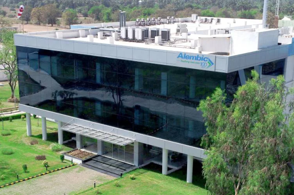 એલેમ્બિક ફાર્માની આંખના ઈન્ફેક્શનની સારવારની દવાને USFDA મંજૂરી