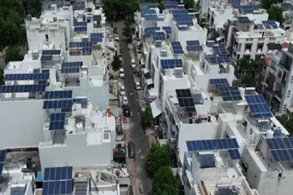 ગુજરાતે 5,00,000 રુફટોપ સોલાર ઇન્સ્ટોલેશન હાંસલ કર્યા, નંબર વનનું સ્થાન જાળવી રાખ્યું 