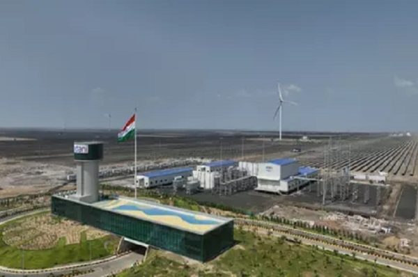 અદાણી ગ્રીને મોટી સફળતા મેળવી, એનર્જી ઇન્ટેલિજન્સની “ગ્લોબલ ટોપ 100 ગ્રીન યુટિલિટીઝ” માં પ્રથમ સ્થાન મેળવ્યું