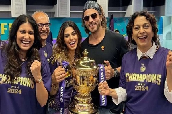 આગામી IP સીઝન પહેલા વેલ્યુએશન વધારવાની ફિરાકમાં છે કોલકાતા નાઈટ રાઈડર્સ, શાહરુખ ખાન-જુહી ચાવલાની ટીમ માઈનોરીટી હિસ્સો વેચશે