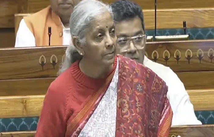 સરકારે લોકસભામાં બિલ રજૂ કર્યું, વીમા ક્ષેત્રમાં FDI વધારીને 100% કરવામાં આવ્યું