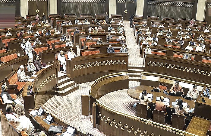 વીમા ક્ષેત્રમાં 100% FDI માટે માર્ગ મોકળો,સંસદે વીમા બિલ પસાર કર્યું, નવા સુધારા વિશે જાણો