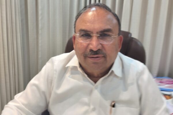 QR કોડ સ્કેન કરીને દવા દવા અસલી છે કે નકલી તે ચકાસી શકાશે