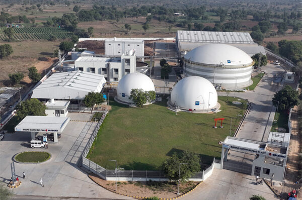 બનાસકાંઠામાં બાયોગેસ પ્લાન્ટ નાખવા એનડીડીબી-સુઝુકી ને ડેરી વચ્ચે કરાર થયા