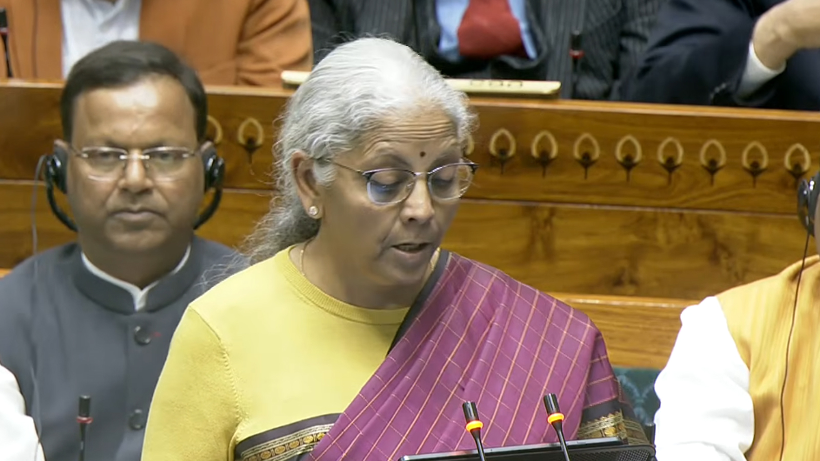 મોટી સહકારી સંસ્થાના ડિવિડંડ સહકારી બેન્કો શેરહોલ્ડર્સને આપે તો ટેક્સ નહિ લાગે