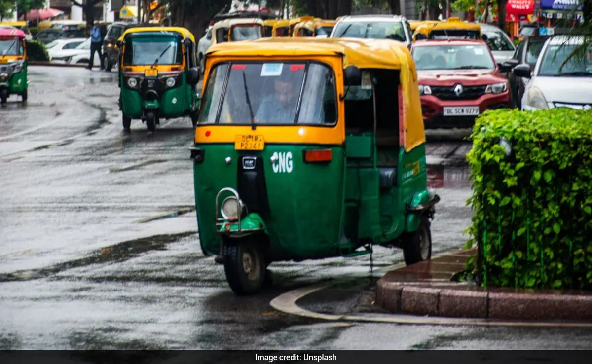 વાહનો-ઉદ્યોગોમાં વપરાતા સીએનજી અને રસોડામાં વપરાતા પીએનજીના ભાવમાં વધારો 